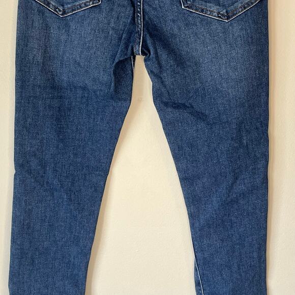 Express Medium Wash Distressed Super High Rise Skinny Jean Size 00R - Picture 9 of 13